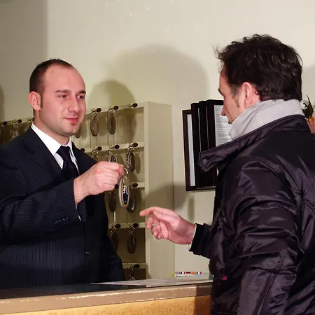 Meridiana Hotel 3*